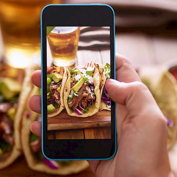Is Ordering Excess Food Justifiable if You're a Food Influencer?
