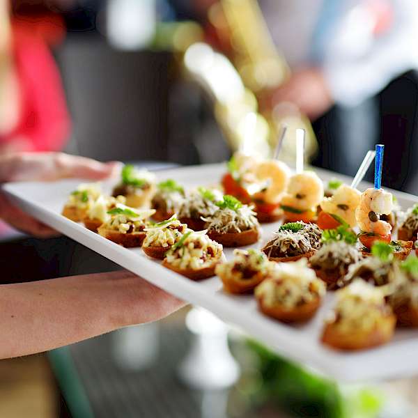 Grocerants Should Learn from Fast Casual and Fast Food