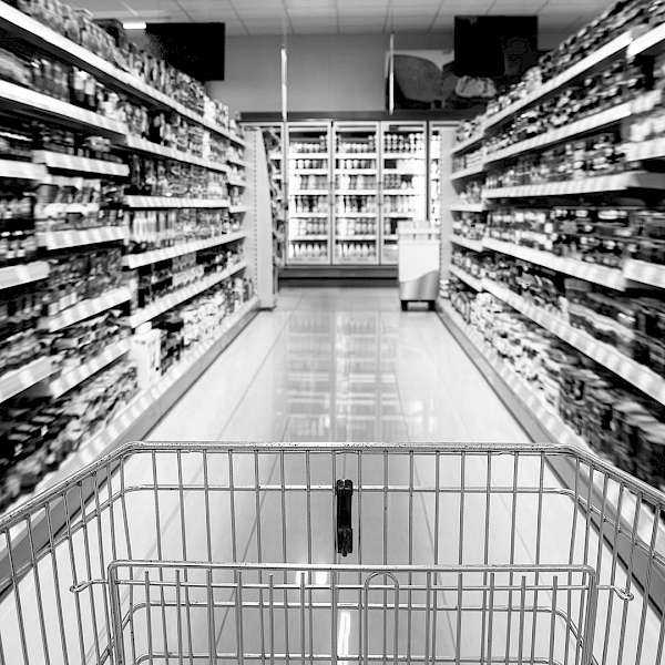 The Race to “Dark Supermarkets”