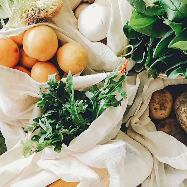 Environmental Factors Impact People's Food Choices